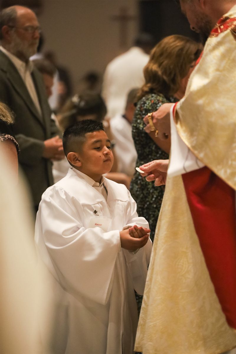 2026-04-04-easter-vigil-0569.jpg