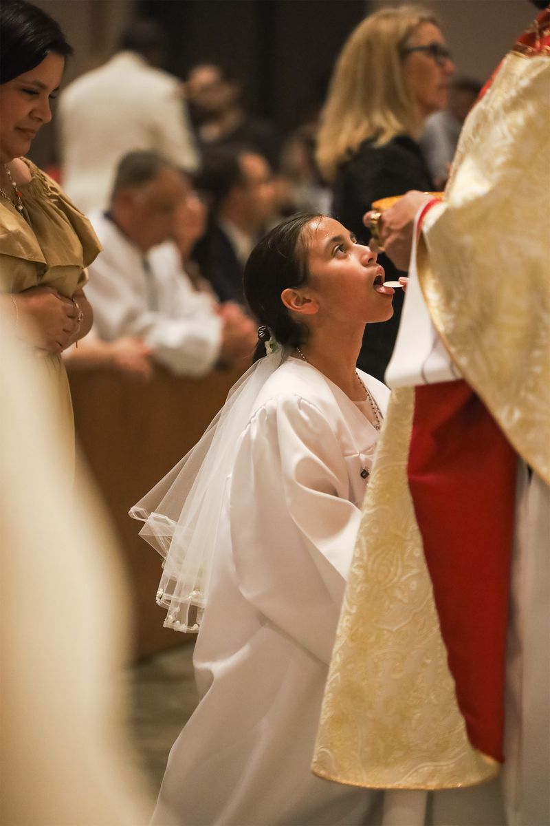 2026-04-04-easter-vigil-0571.jpg