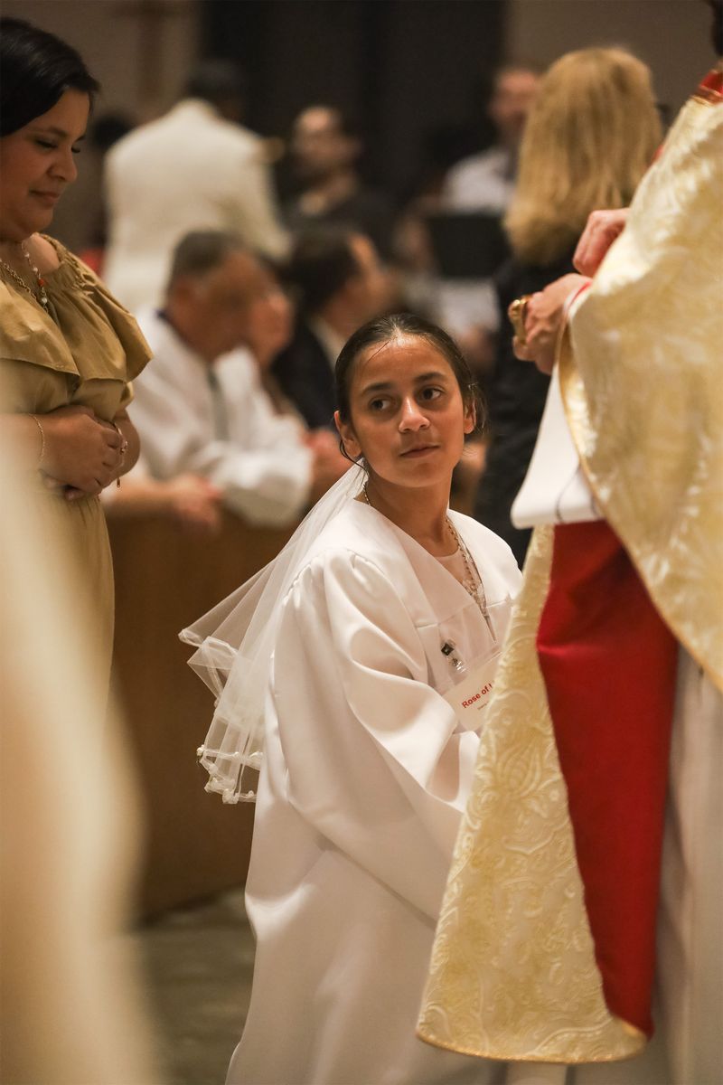 2026-04-04-easter-vigil-0572.jpg